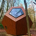 Utopia Village - Art & Nature