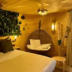 Utopia Village - Art & Nature * Mons