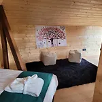 Utopia Village - Art & Nature