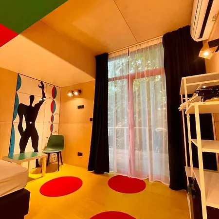 Lodge Utopia Village - Art & Nature