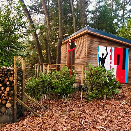 Utopia Village - Art & Nature Lodge *