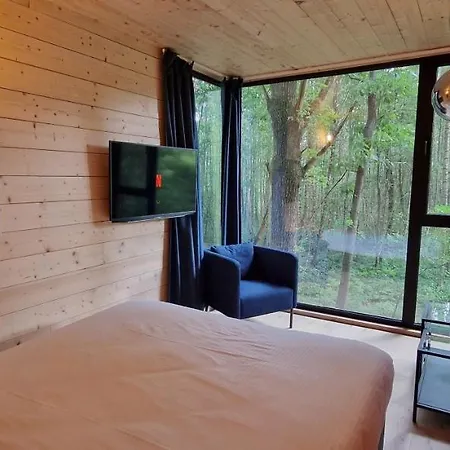 Utopia Village - Art & Nature