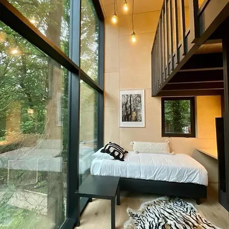 Utopia Village - Art & Nature * Mons