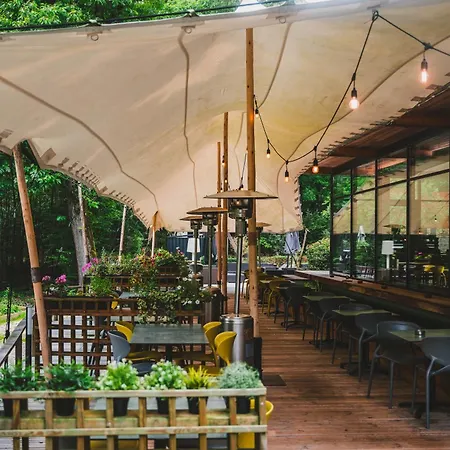 Utopia Village - Art & Nature *