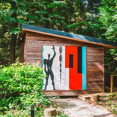 Utopia Village - Art & Nature Lodge Mons