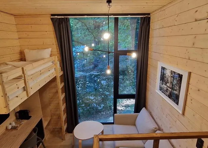 Utopia Village - Art & Nature