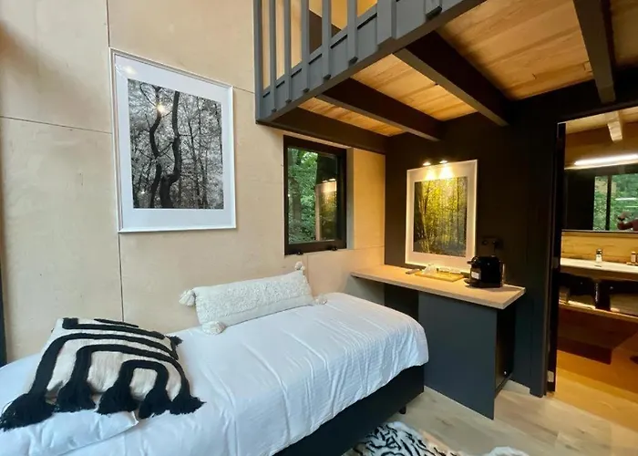 Utopia Village - Art & Nature אכסניה *