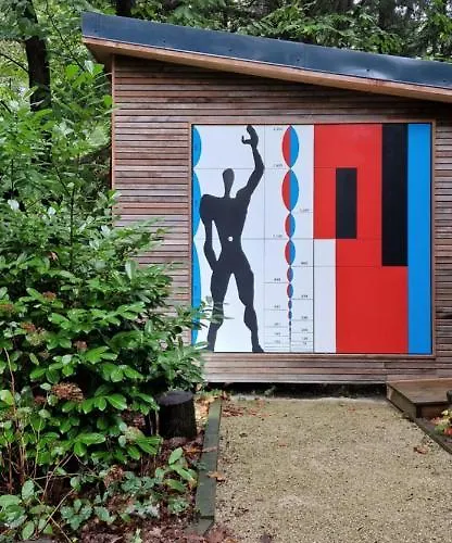 אכסניה Utopia Village - Art & Nature *