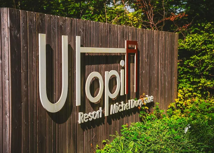 אכסניה Utopia Village - Art & Nature