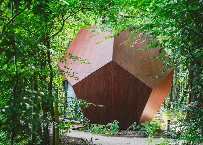 אכסניה Utopia Village - Art & Nature